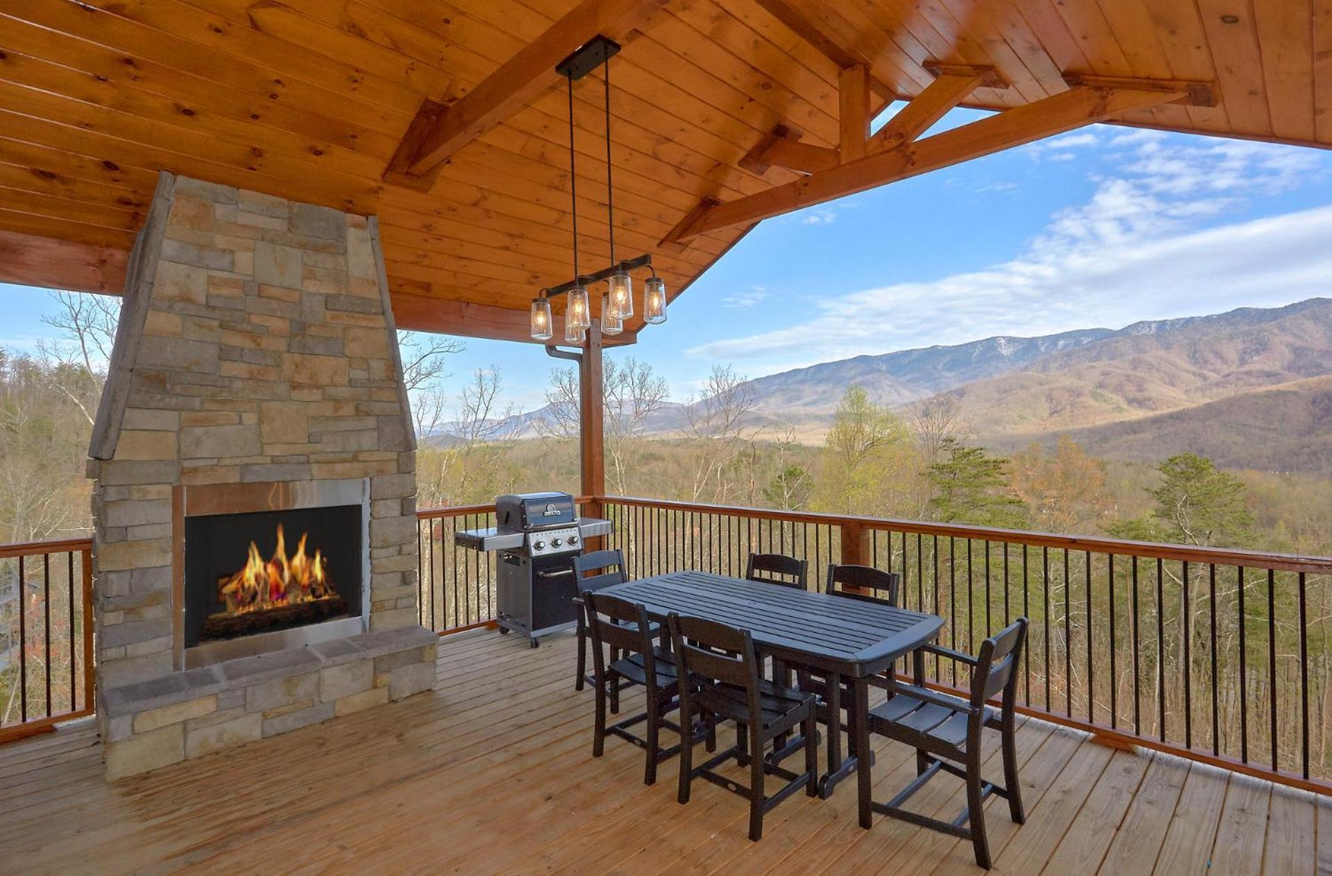 Misty Mountain Adventure Lodge Gatlinburg Exterior foto